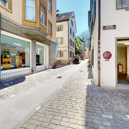 Solution-grischun - Zentral - Balkon - Kaffe,tee - Etagenbett *