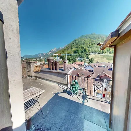 Solution-grischun - Zentral - Balkon - Kaffe,tee - Etagenbett Apartment