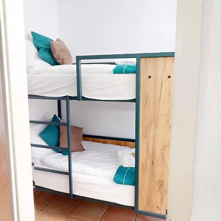 Apartment Solution-grischun - Zentral - Balkon - Kaffe,tee - Etagenbett Chur