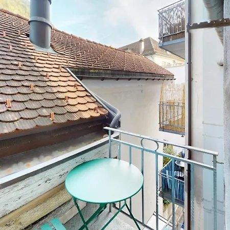 Apartment Solution-grischun - Zentral - Balkon - Kaffe,tee - Etagenbett